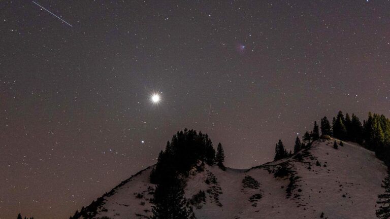 Planeten im Februar: Merkur, Venus und Saturn treffen sich